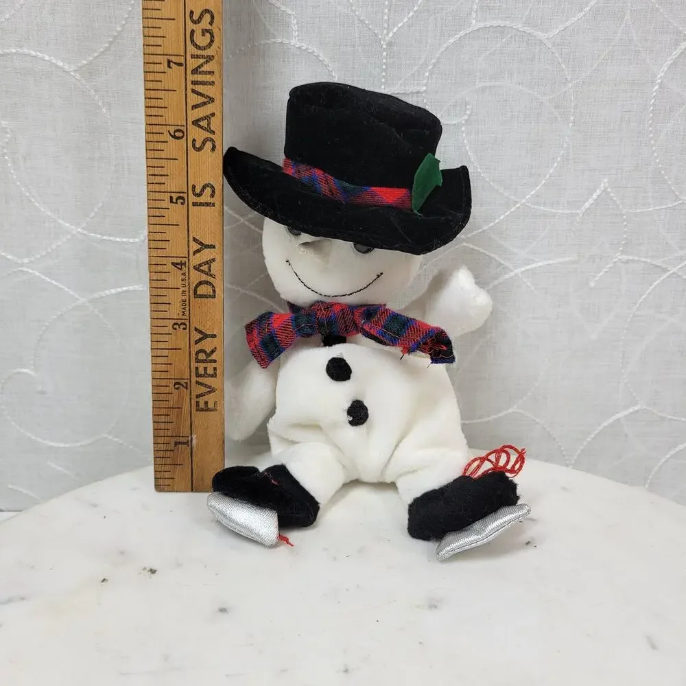 Vintage 1997 Target Snowden Plush Ice Skating Snowman 8